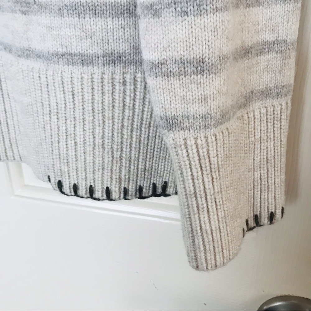 Oui Striped Crewneck Sweater in Cream with Pocket - Picture 11 of 11